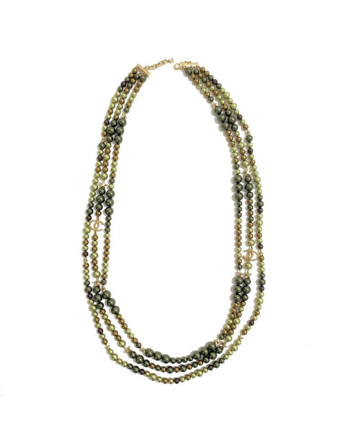 Sautoir CHANEL perles kaki triple rangs