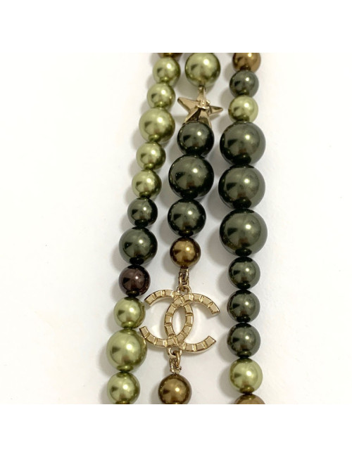Sautoir CHANEL perles kaki triple rangs