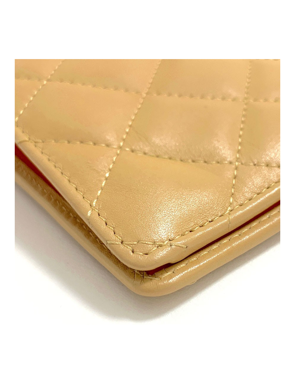 Portefeuille CHANEL cuir d'agneau beige matelassé