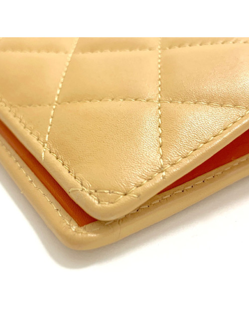 Portefeuille CHANEL cuir d'agneau beige matelassé