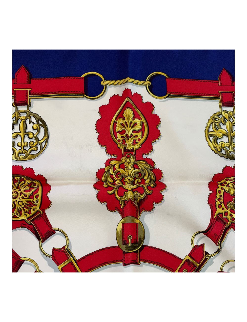 Carré HERMES Cuivreries en soie bleu, blanc, rouge