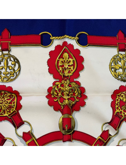 Carré HERMES Cuivreries en soie bleu, blanc, rouge