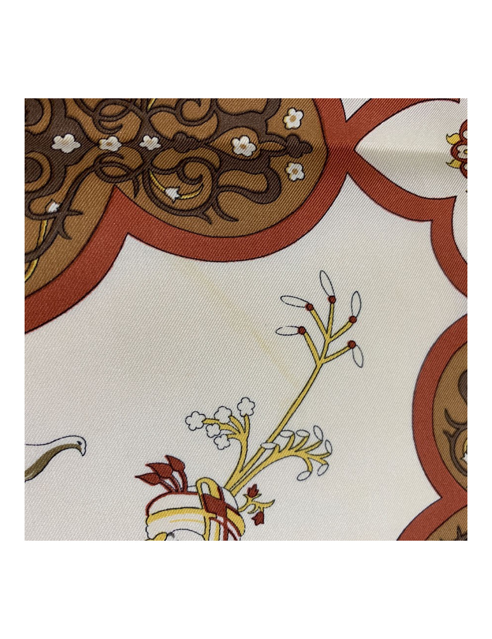 Carré HERMES " Poésie persane" en soie marron