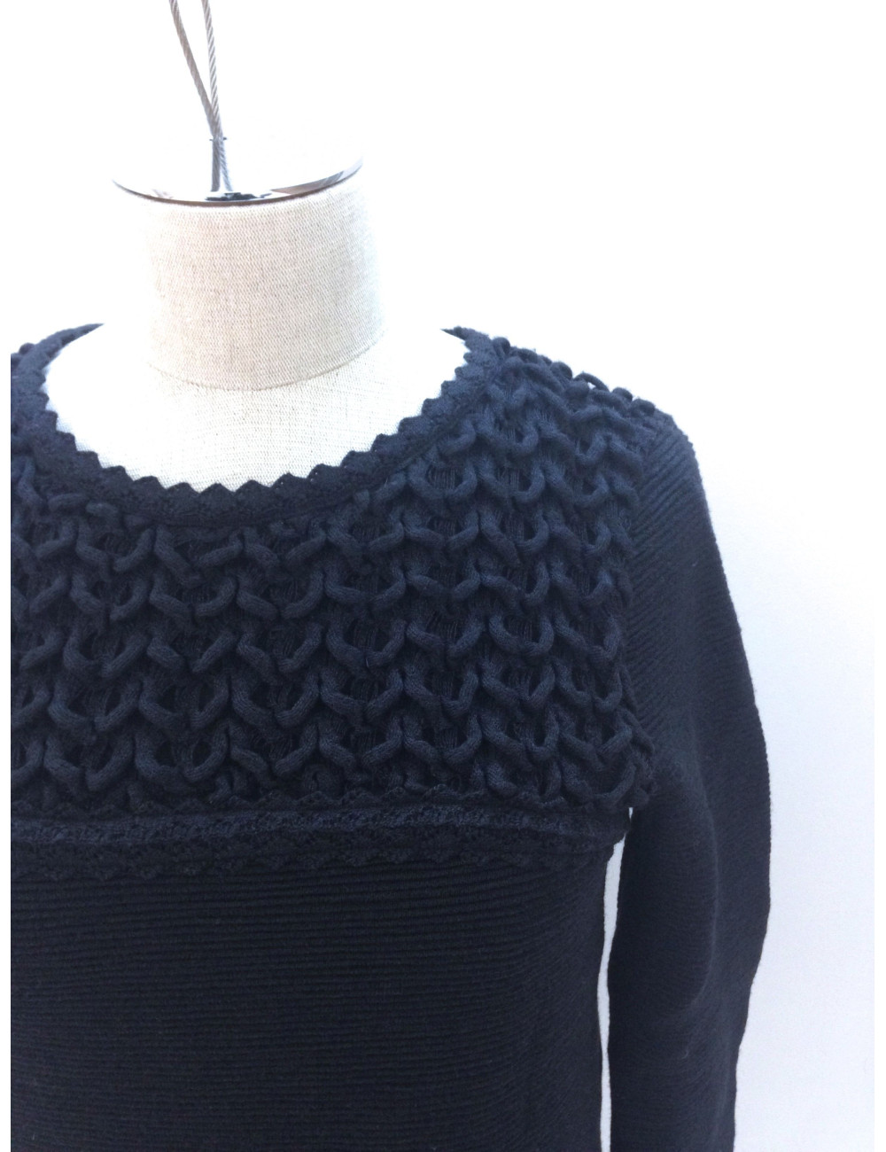 Pull CHANEL noir T 34