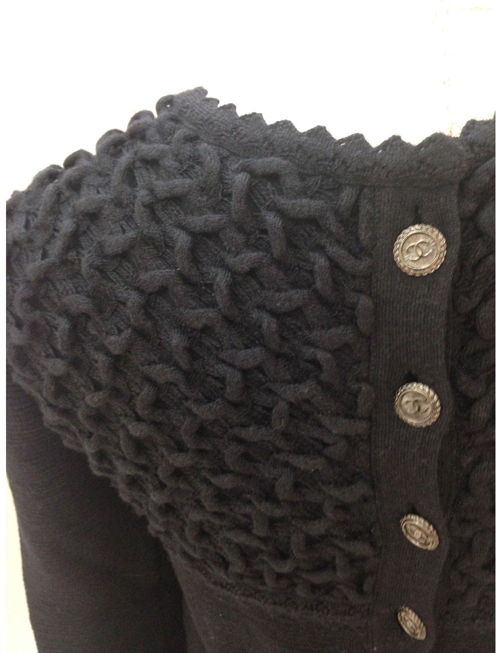 Pull CHANEL noir T 34