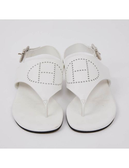 Sandales HERMES KOLA T37 cuir blanc perforé