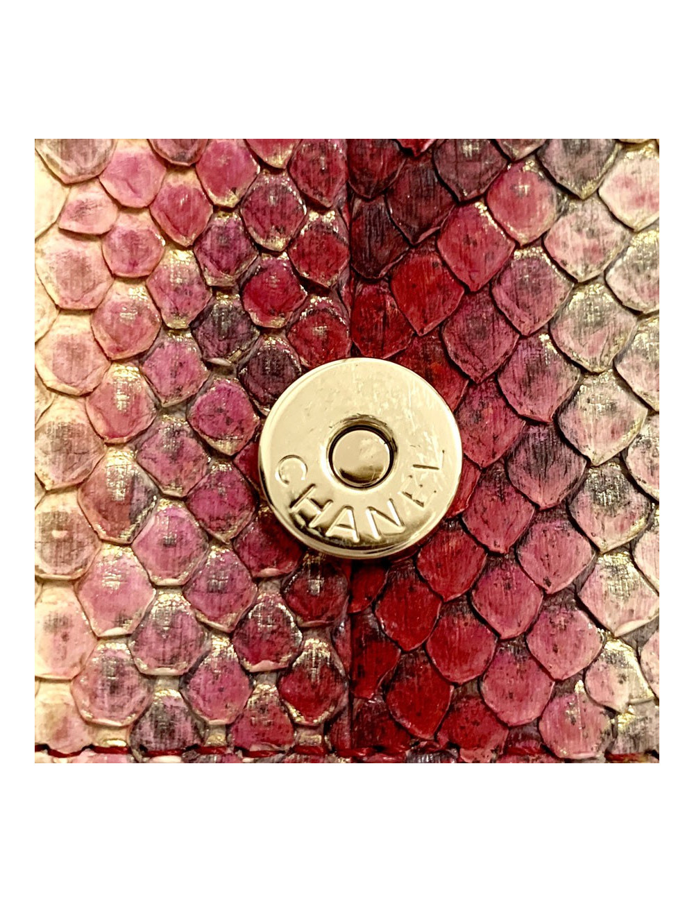 Pochette CHANEL python beige rose rouge