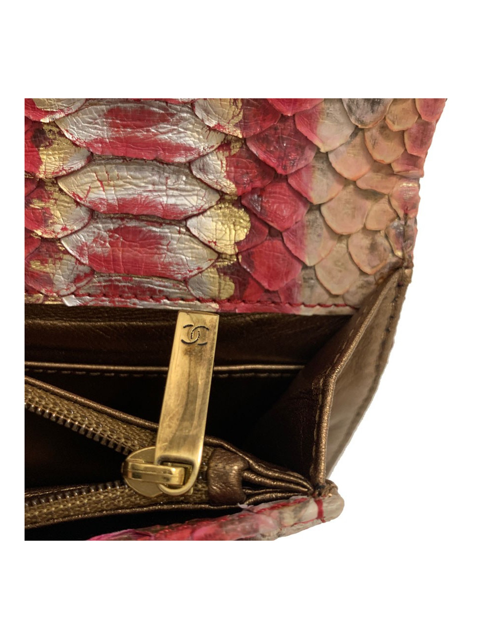 Pochette CHANEL python beige rose rouge