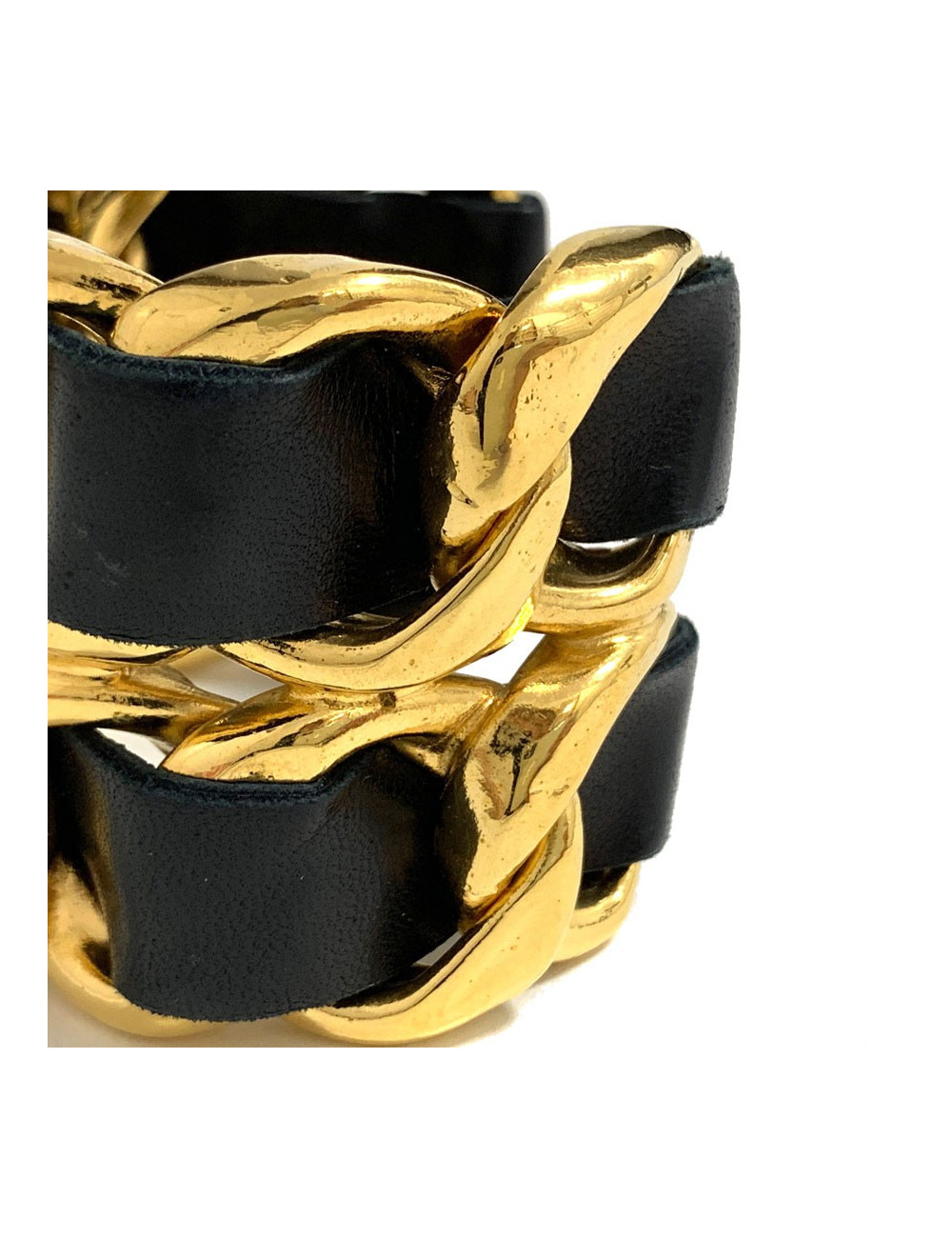 Manchette collector CHANEL cuir noir et métal