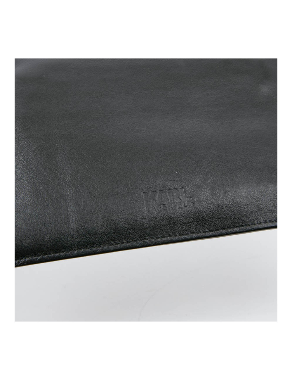 Pochette LAGERFELD blanc et noir 