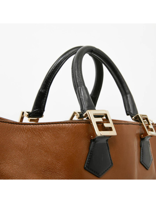 Cabas FENDI bicolore en cuir marron et noir 