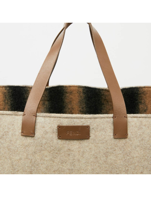 Grand cabas FENDI en laine bouillie beige GM