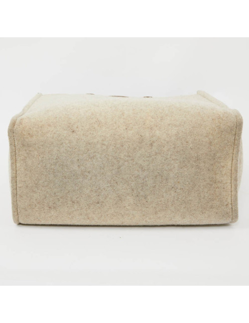 Grand cabas FENDI en laine bouillie beige GM