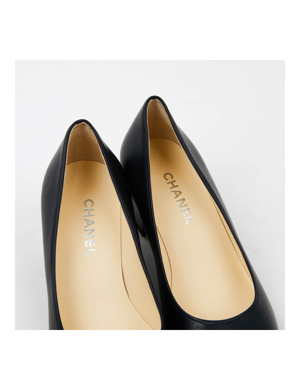 Escarpins T35 CHANEL cuir bleu