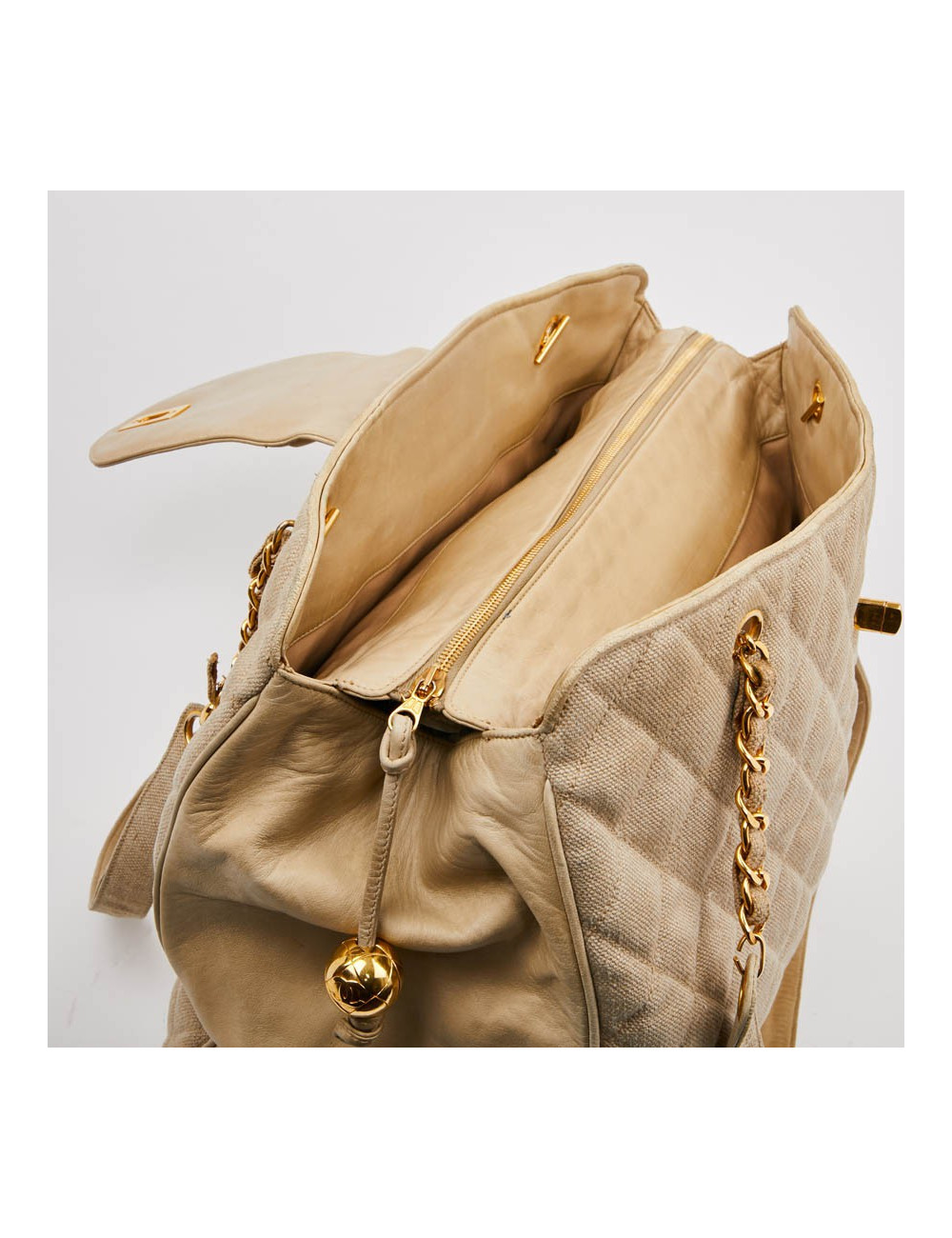 Cabas CHANEL de voyage en toile écrue Vintage GM