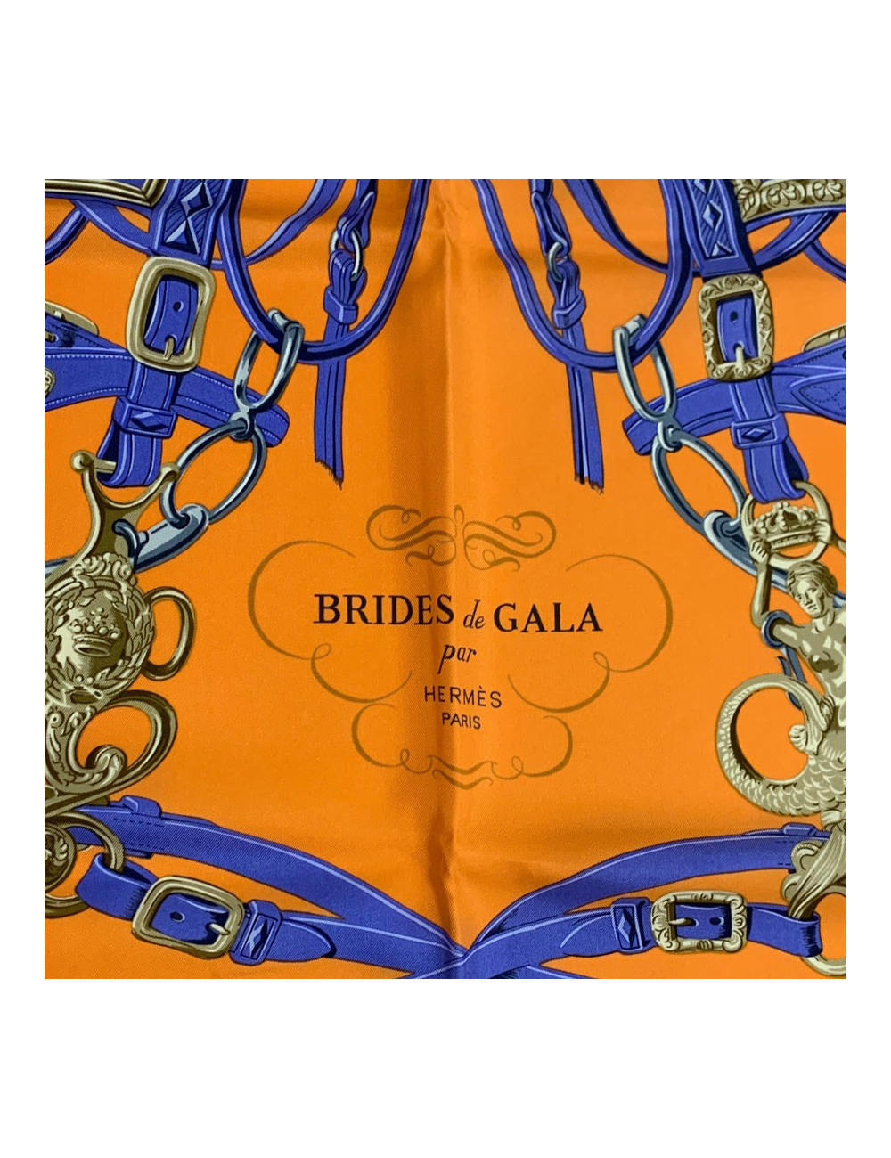 Carré HERMES Brides de Gala mauve en soie