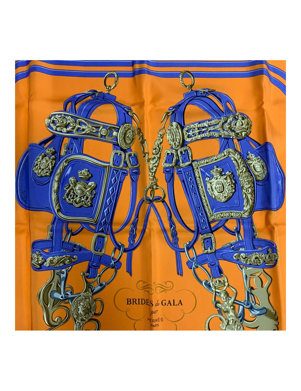 Carré HERMES Brides de Gala mauve en soie