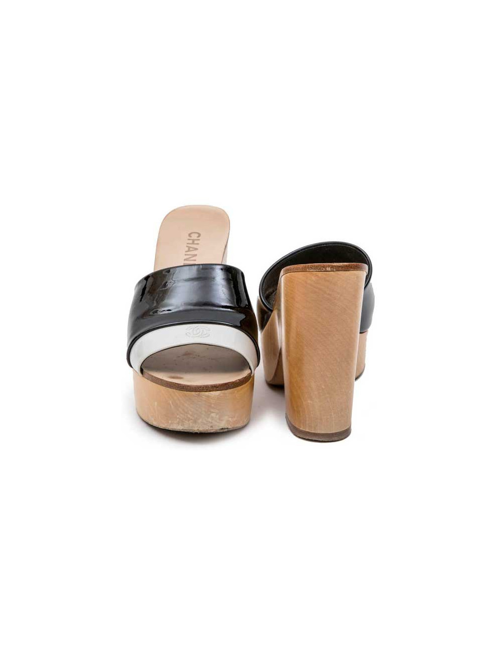 CHANEL clogs mules in wood and light gray patent leather size 37.5