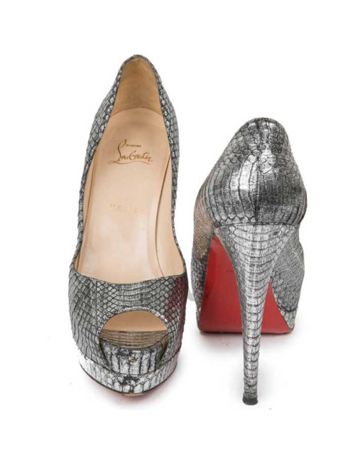 Sandales  T 39.5 CHRISTIAN LOUBOUTIN en python argent