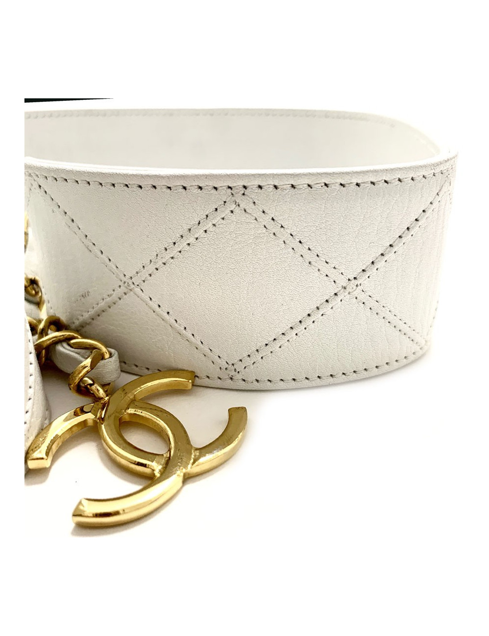 Ceinture vintage CHANEL cuir matelassé blanc