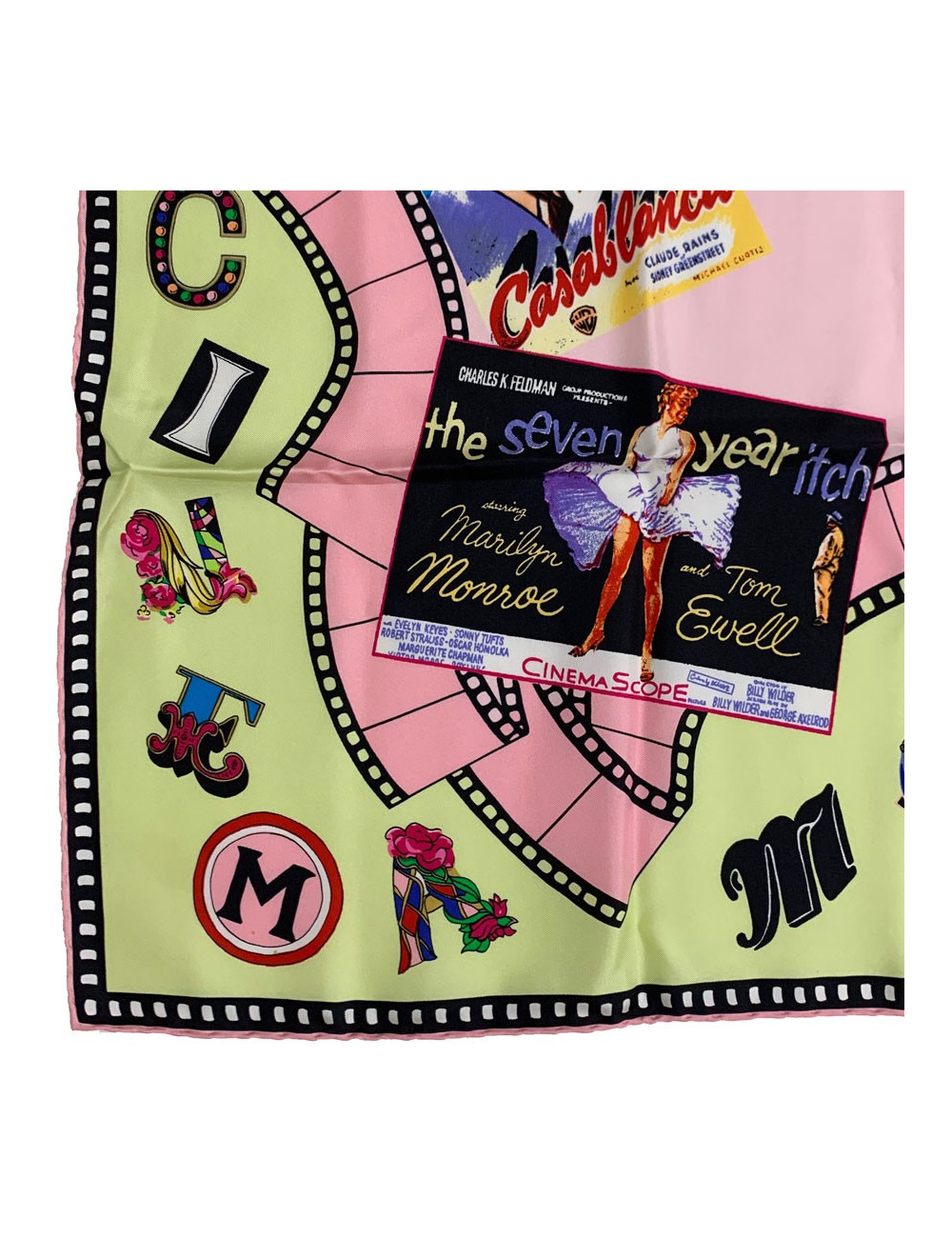 Carré ATELIER VERSACE