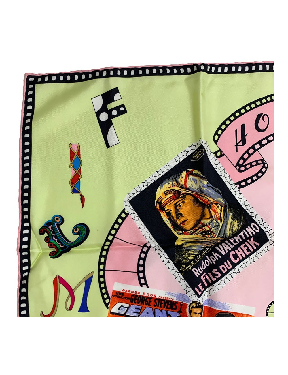 Carré ATELIER VERSACE