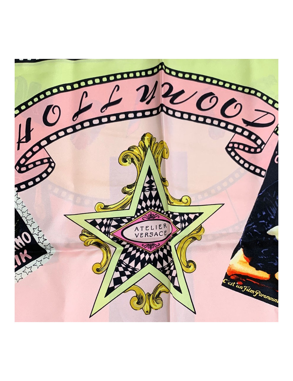 Carré ATELIER VERSACE