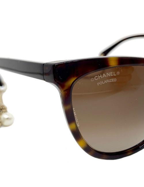 Lunettes de soleil CHANEL édition limitée avec Bijoux 