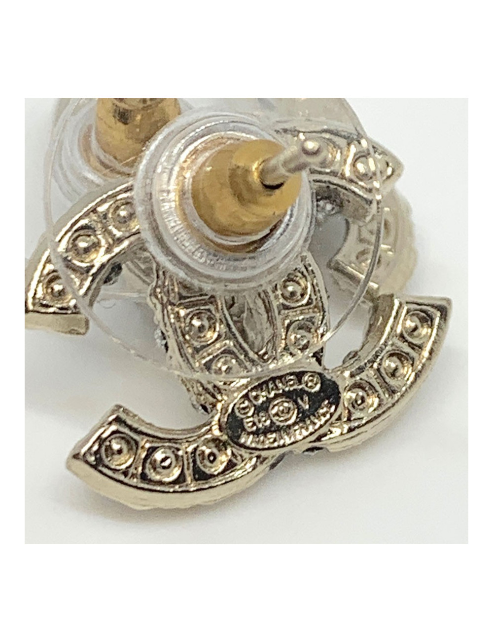 Boucles d'oreille CHANEL doré or pâle et perles nacrées