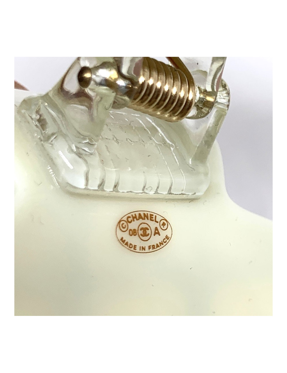 Pince à cheveux CHANEL noire et blanche