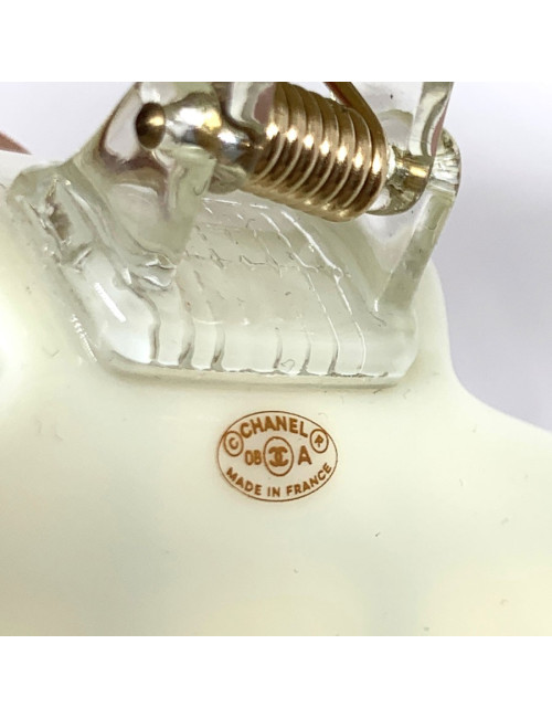 Pince à cheveux CHANEL noire et blanche