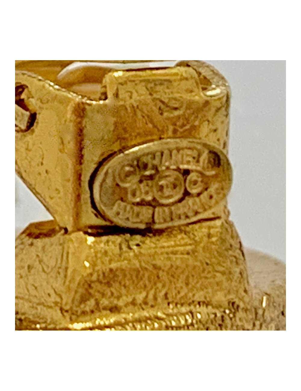 Clips CHANEL croissant de lune doré et strass