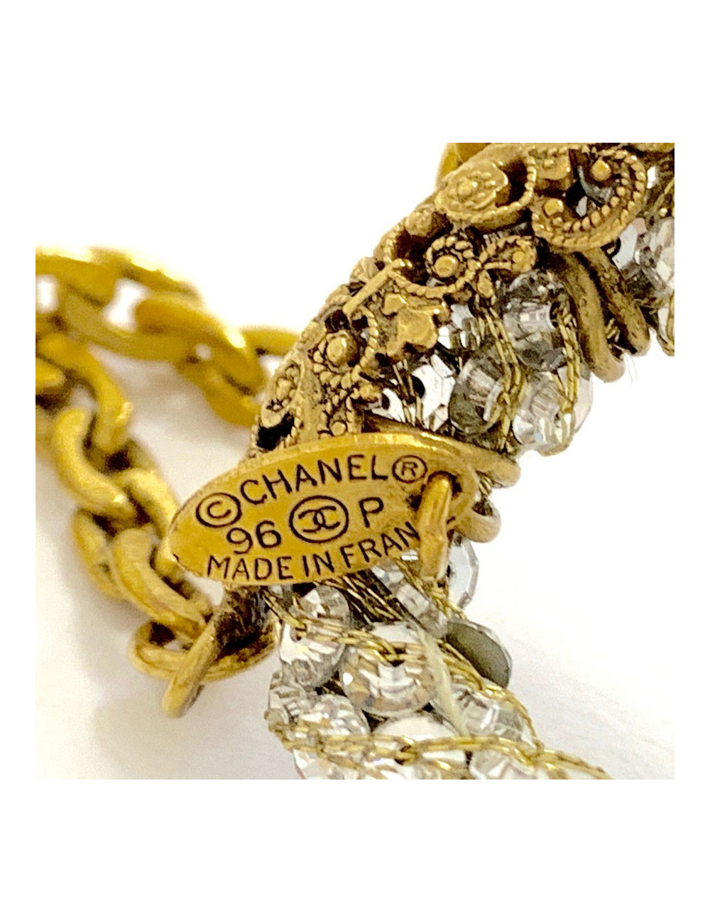 Collier chaine dorée/perles