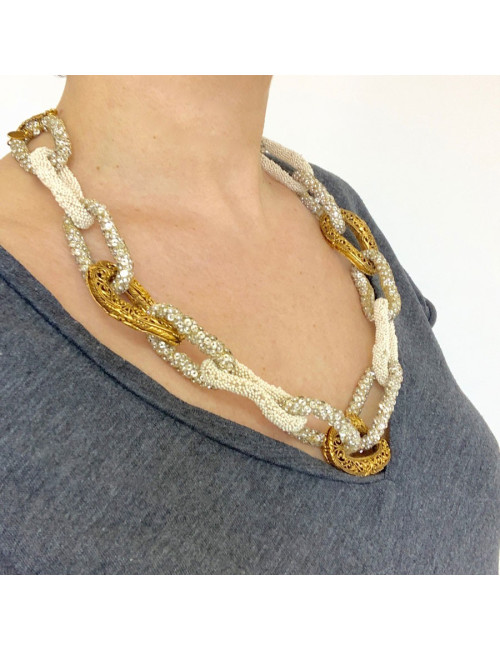 Collier chaine dorée/perles