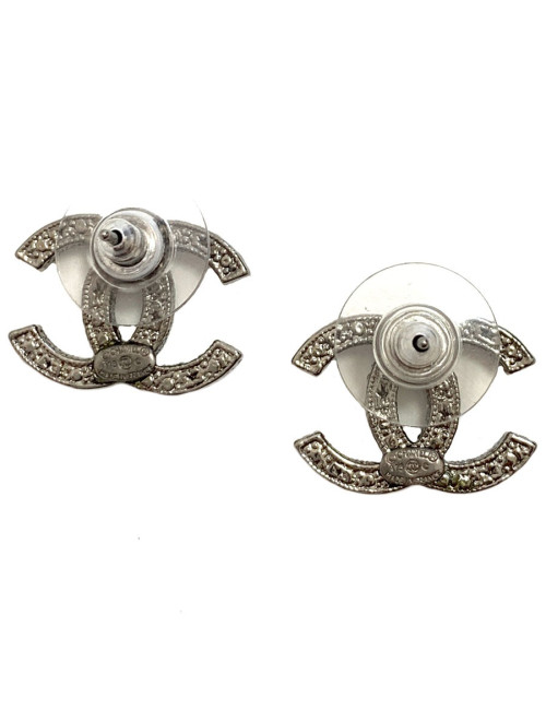 Boucles d'oreille CHANEL perles nacrées