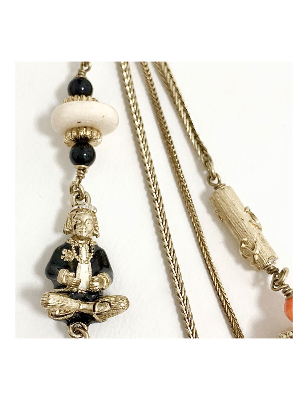 Sautoir Paris Shanghai CHANEL Collector