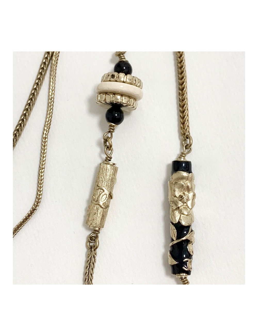 Sautoir Paris Shanghai CHANEL Collector