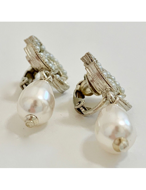 Clips pendants CHANEL perles nacrées