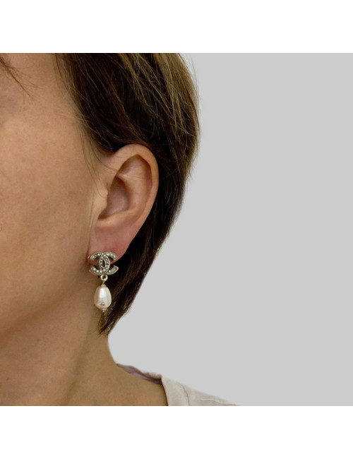 Clips perle nacrée CHANEL