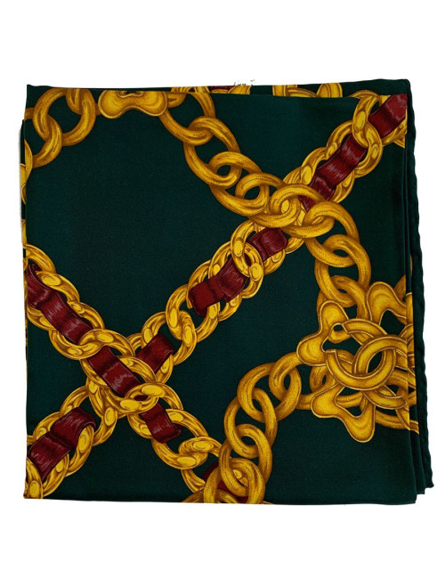 Carré CHANEL soie  vert et imprimés chaînes dorées