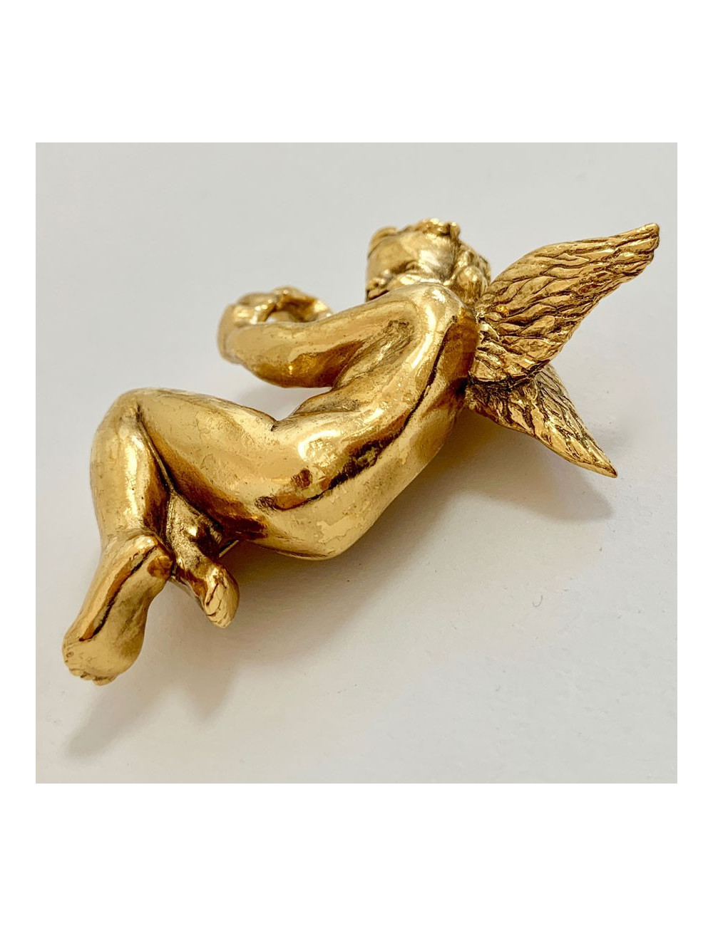 Broche Ange doré