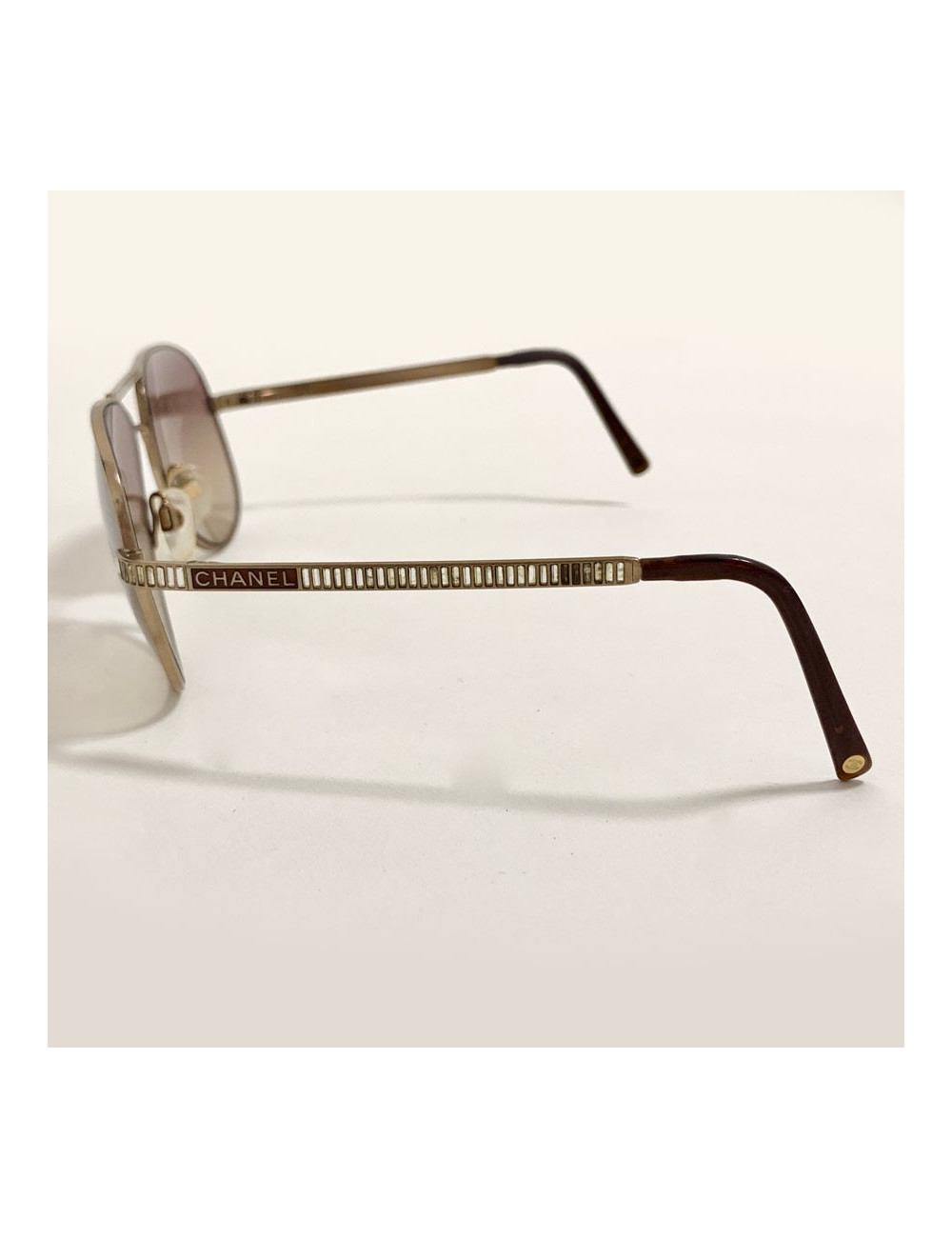 Lunettes de soleil CHANEL 