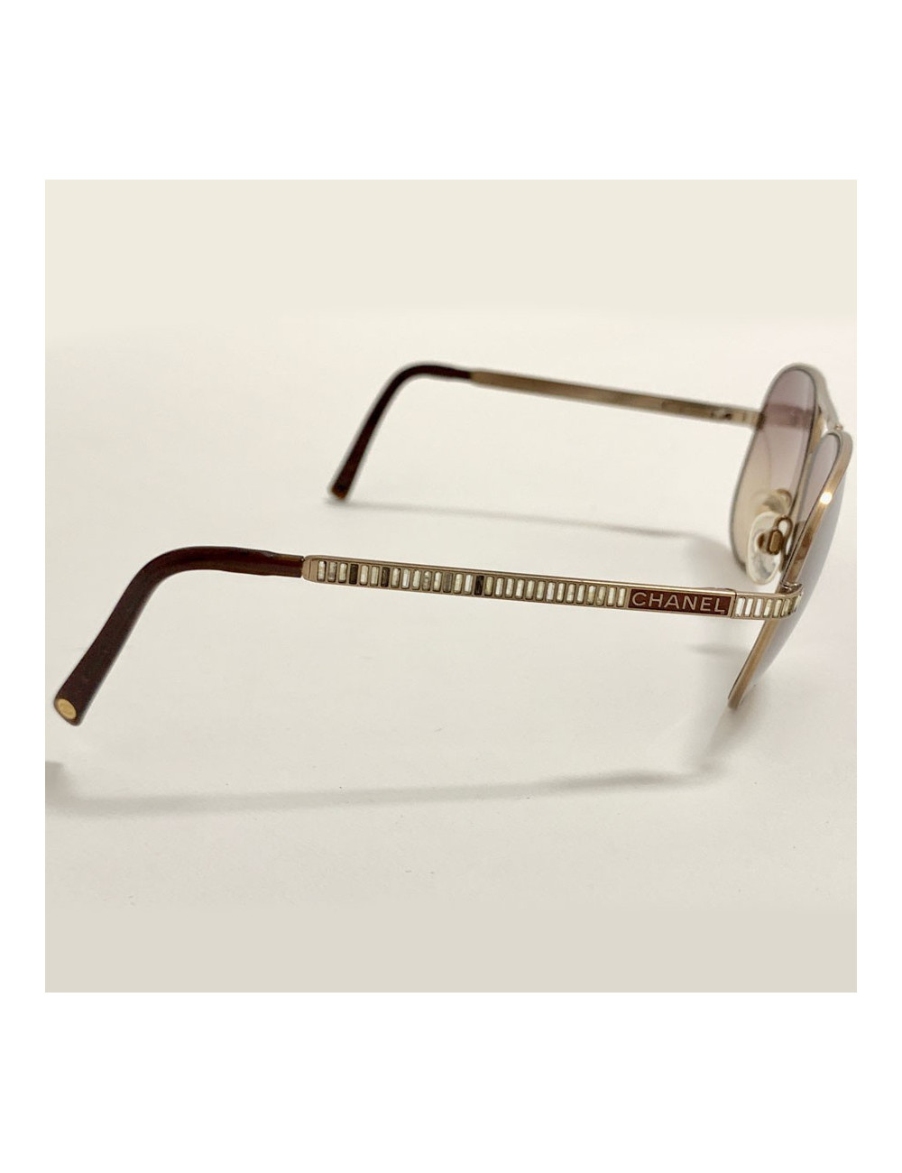 Lunettes de soleil CHANEL 