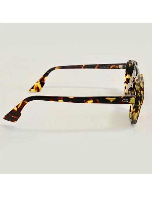 Lunettes de soleil DIOR modèle Abstract écaille verres violets