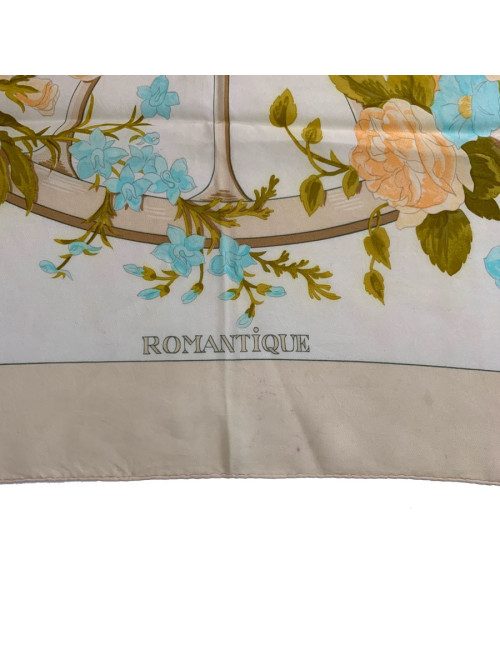 Carré HERMES 'Romantique' Vintage en soie beige