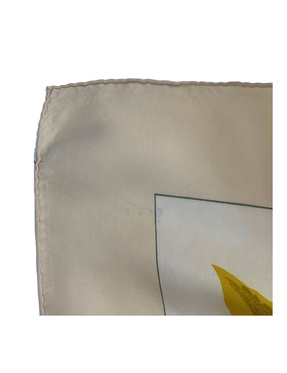 Carré HERMES 'Romantique' Vintage en soie beige