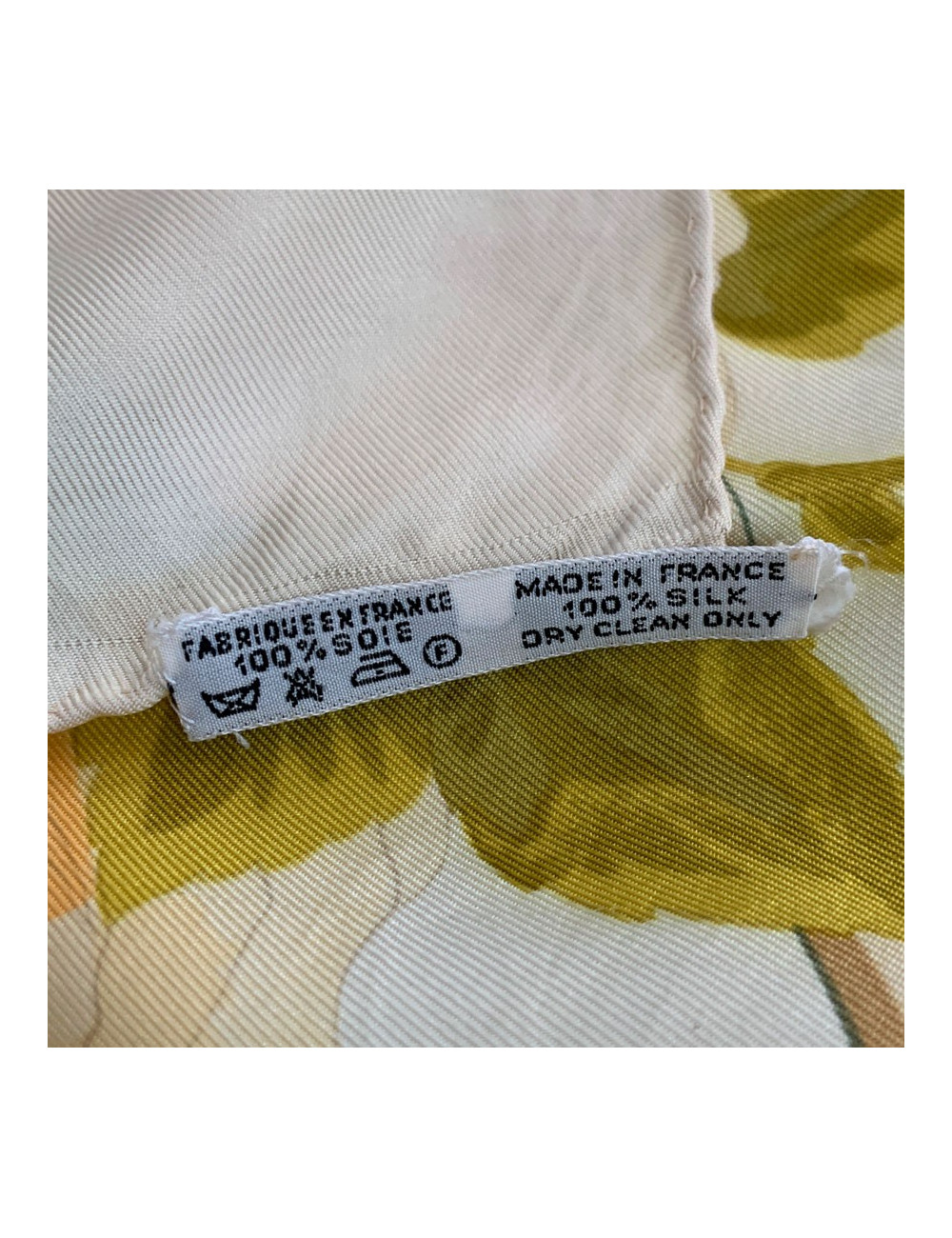 Foulard HERMES "Romantique" Vintage