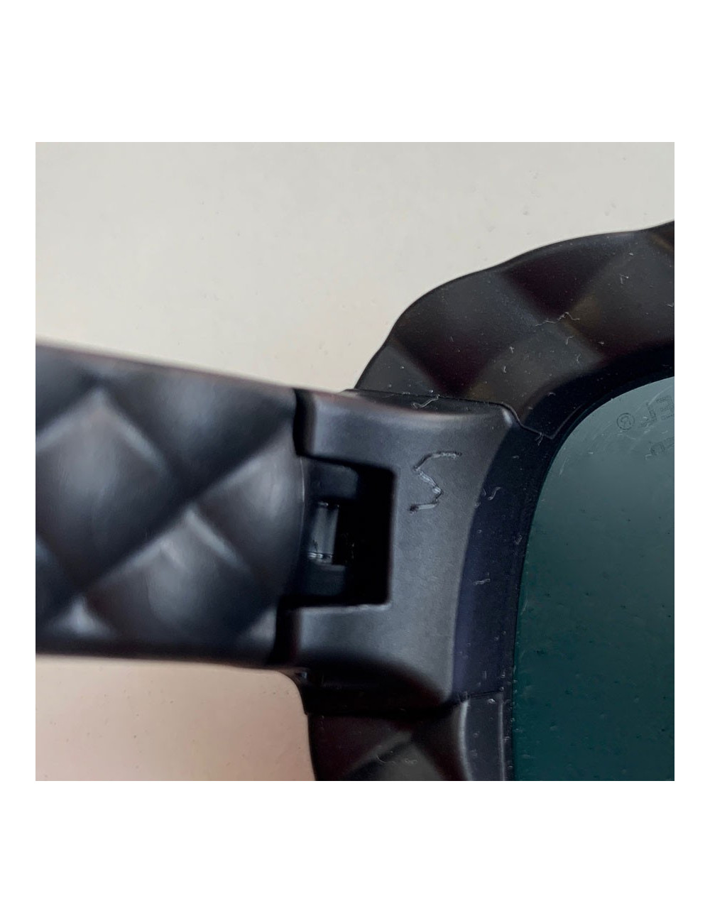 Lunettes de soleil CHANEL