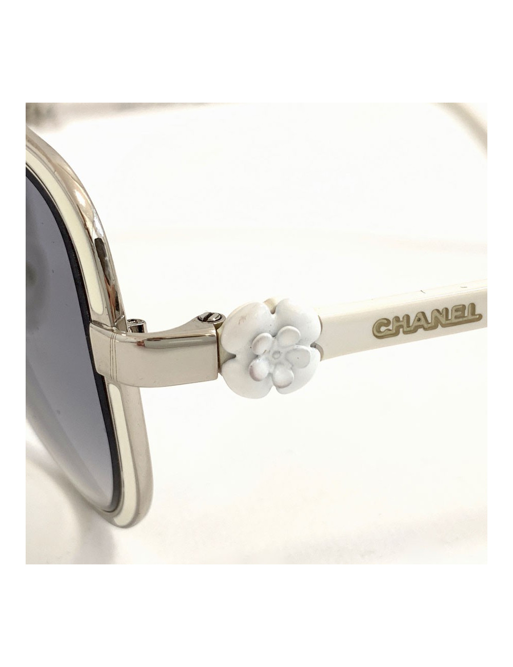 Lunettes camélia CHANEL blanches