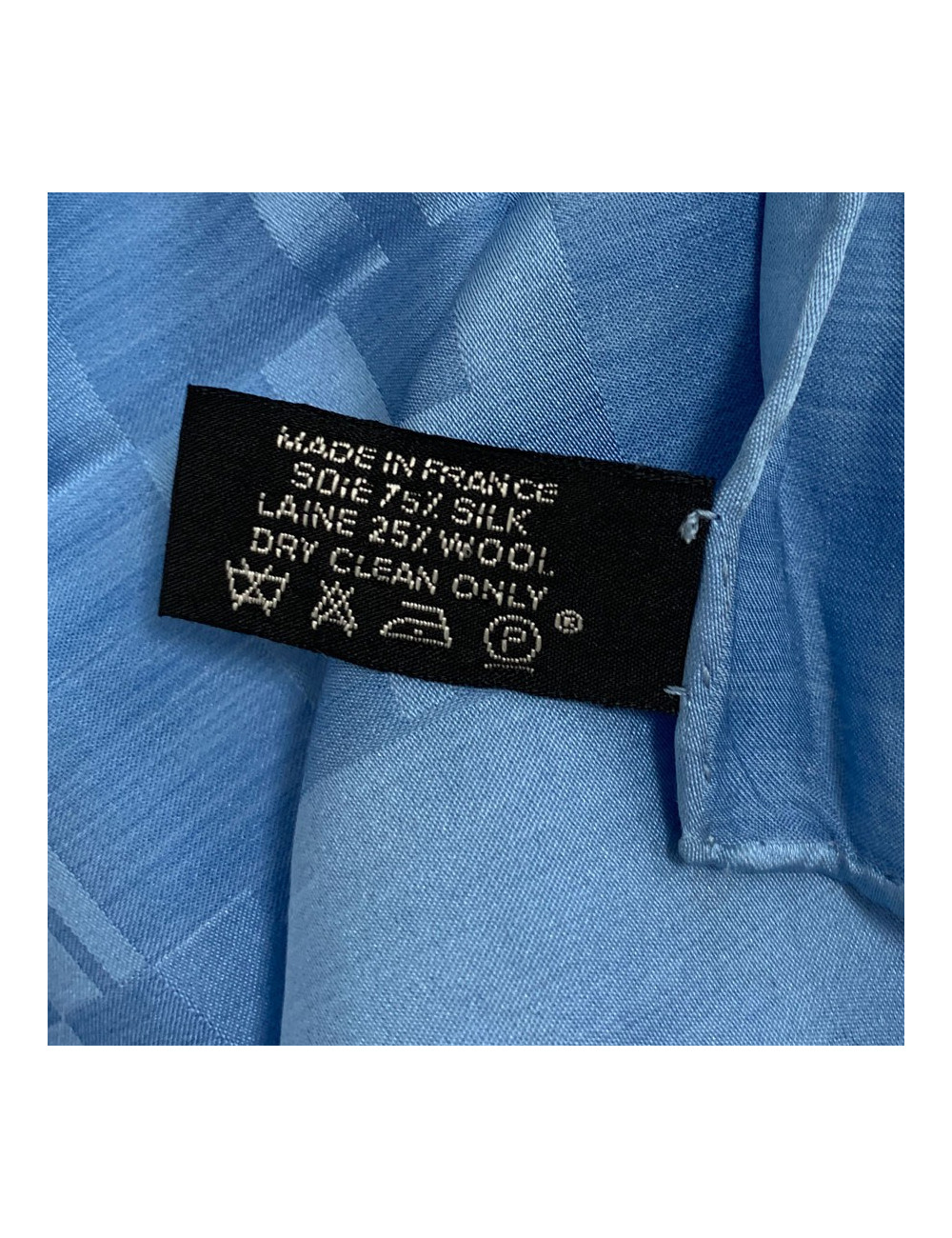 Etole Façonnée Grand H HERMES en soie et laine bleue